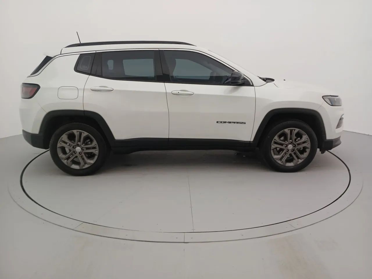 Jeep Compass LONG. T270 1.3 TB 4x2 Flex Aut., foto 6 de 18
