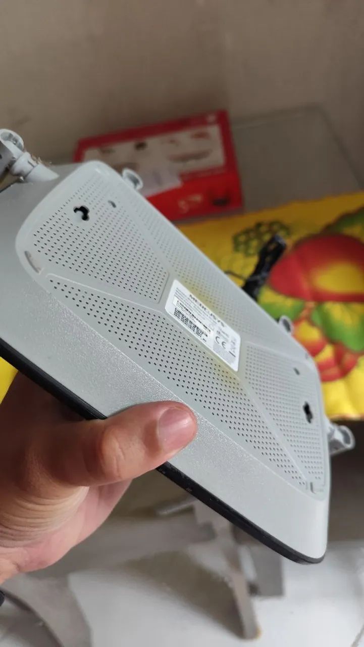 roteador mercusys ac1200 pouco usado com caixa. - Foto 2