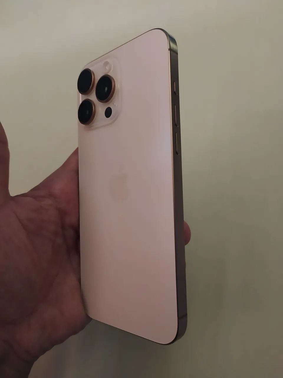 iPhone 16 pro Max 256GB - Foto 3
