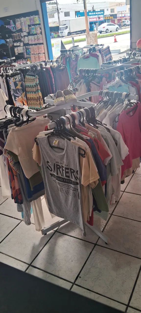 Arara expositor de roupas de loja  - Foto 2