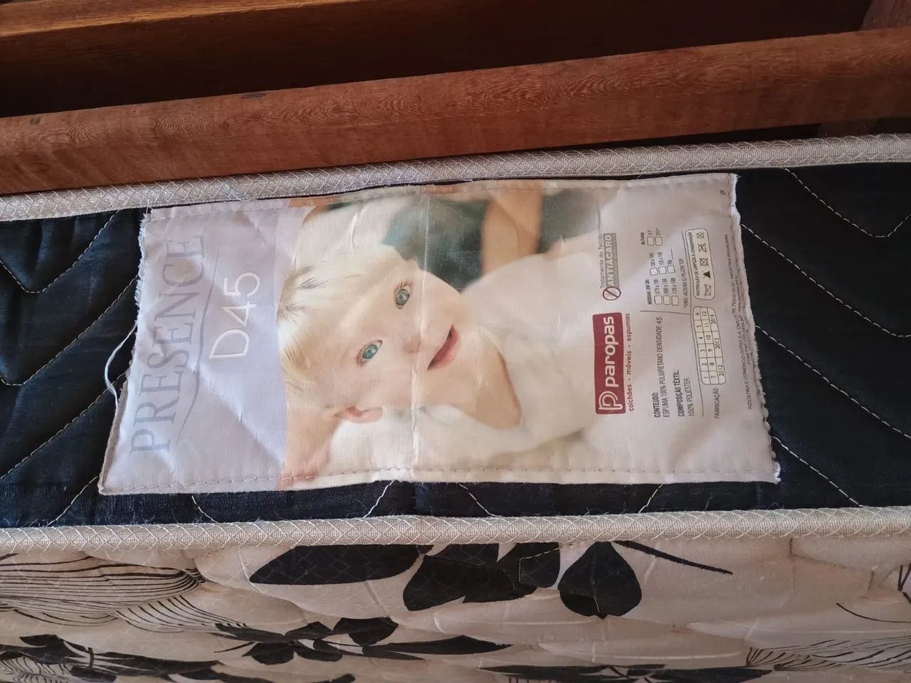 Cama de solteiro em madeira maciça + colchão - Foto 5