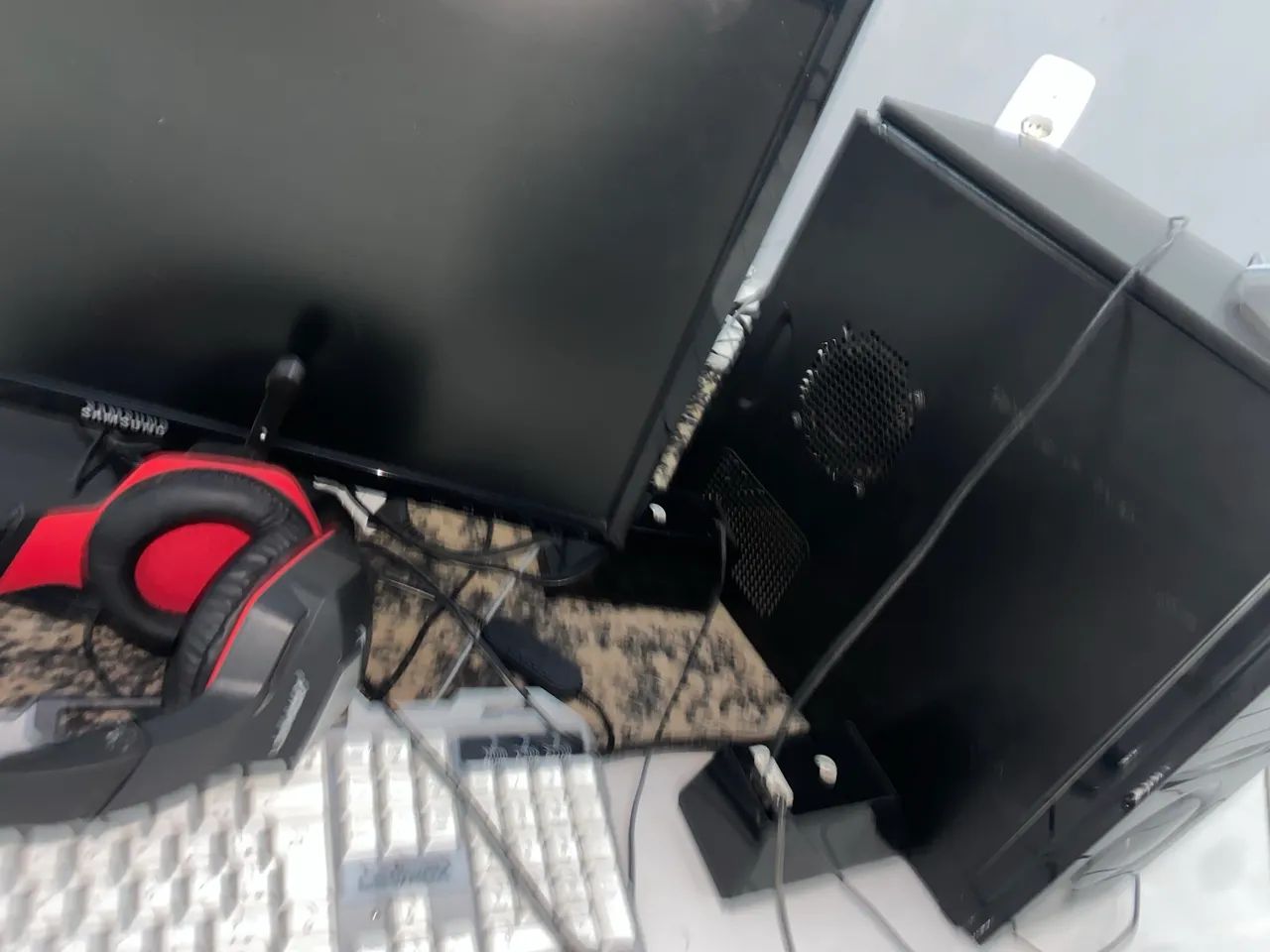 Vende-se computador para estudos 