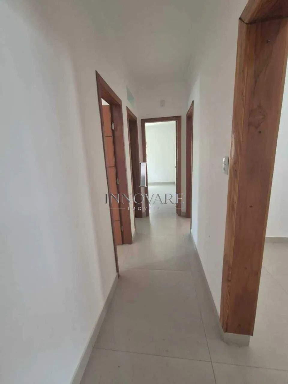 Casa comercial para alugar no Planalto, com 04 quartos e 05 banheiros, - Foto 5