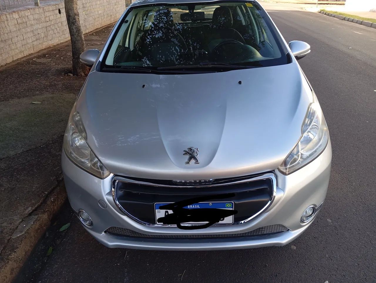 Peugeot 208 Active/active Pack 1.5 Flex 8V 5P 2014 - Foto 2