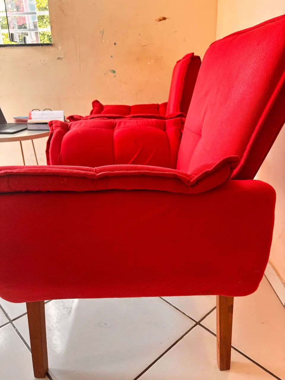 2 poltronas vermelha - Foto 2