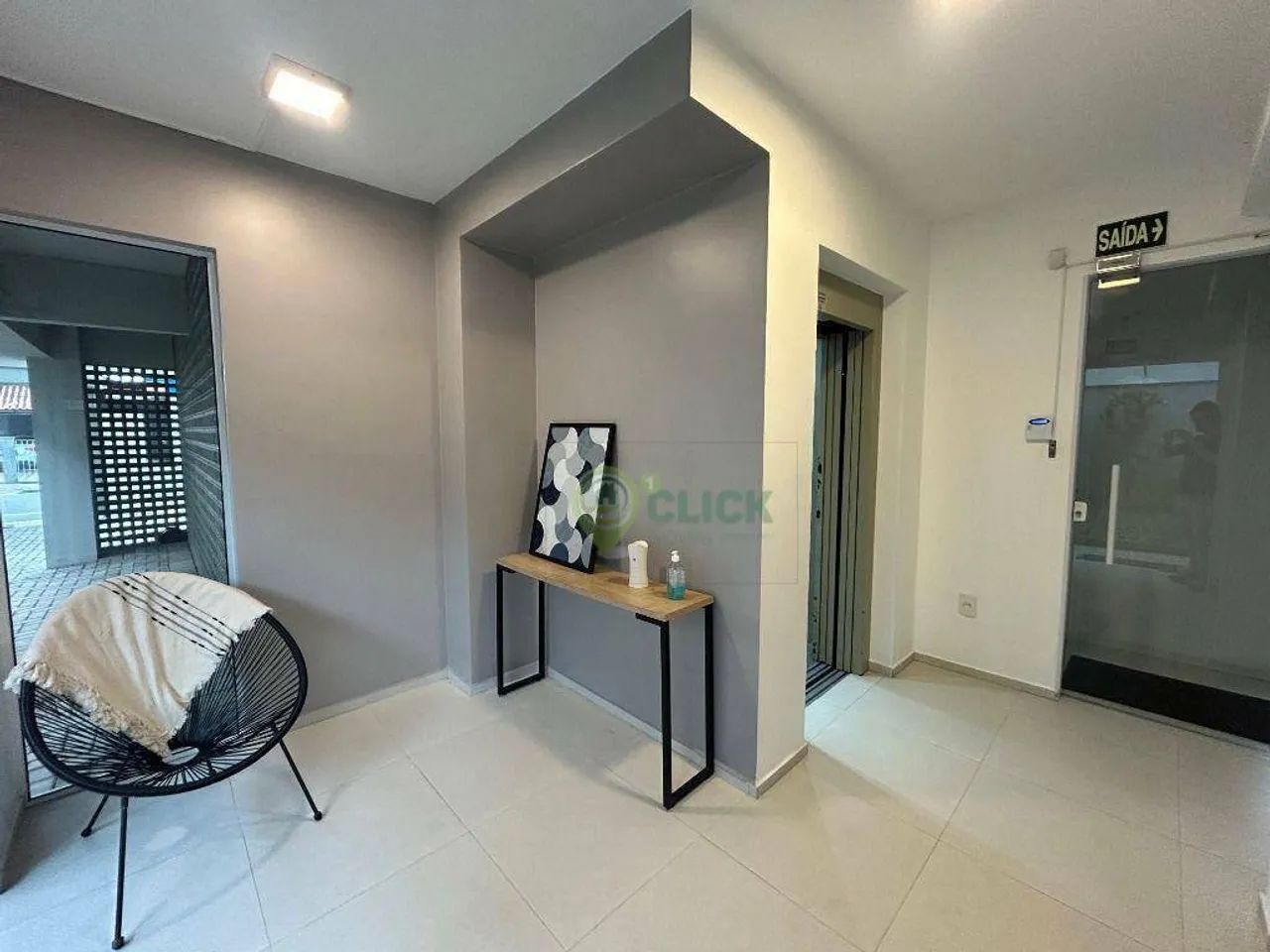 Apartamento com elevador e móveis sob medida na melhor região do Comasa - Foto 2