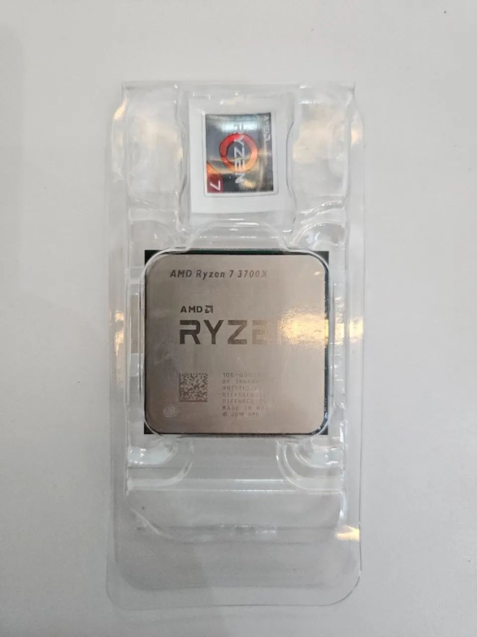 【AMD】Ryzen7 3700X 本体・ケースのみ Processador Amd Ryzen 7 3700x Box Com Cooler Wraith Prism - Peças