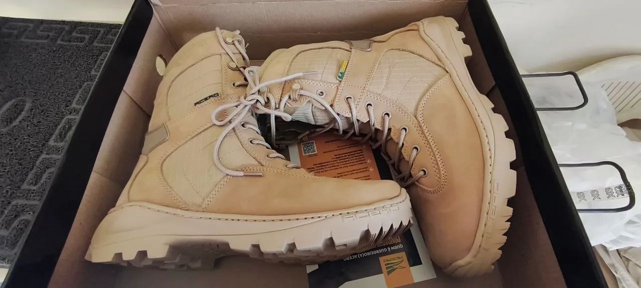Bota Acero militar modelo extreme 