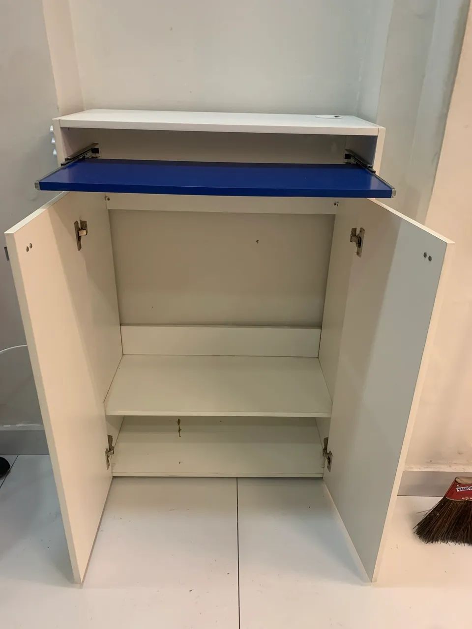 BALCÃO MDF COMPUTADOR - Foto 4