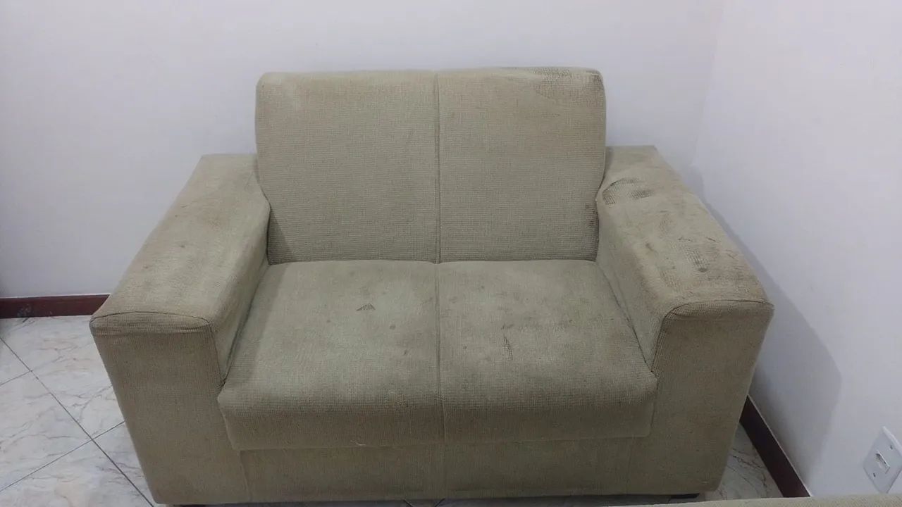 Vendo sofás 2 e 3 lugares usado - Foto 2