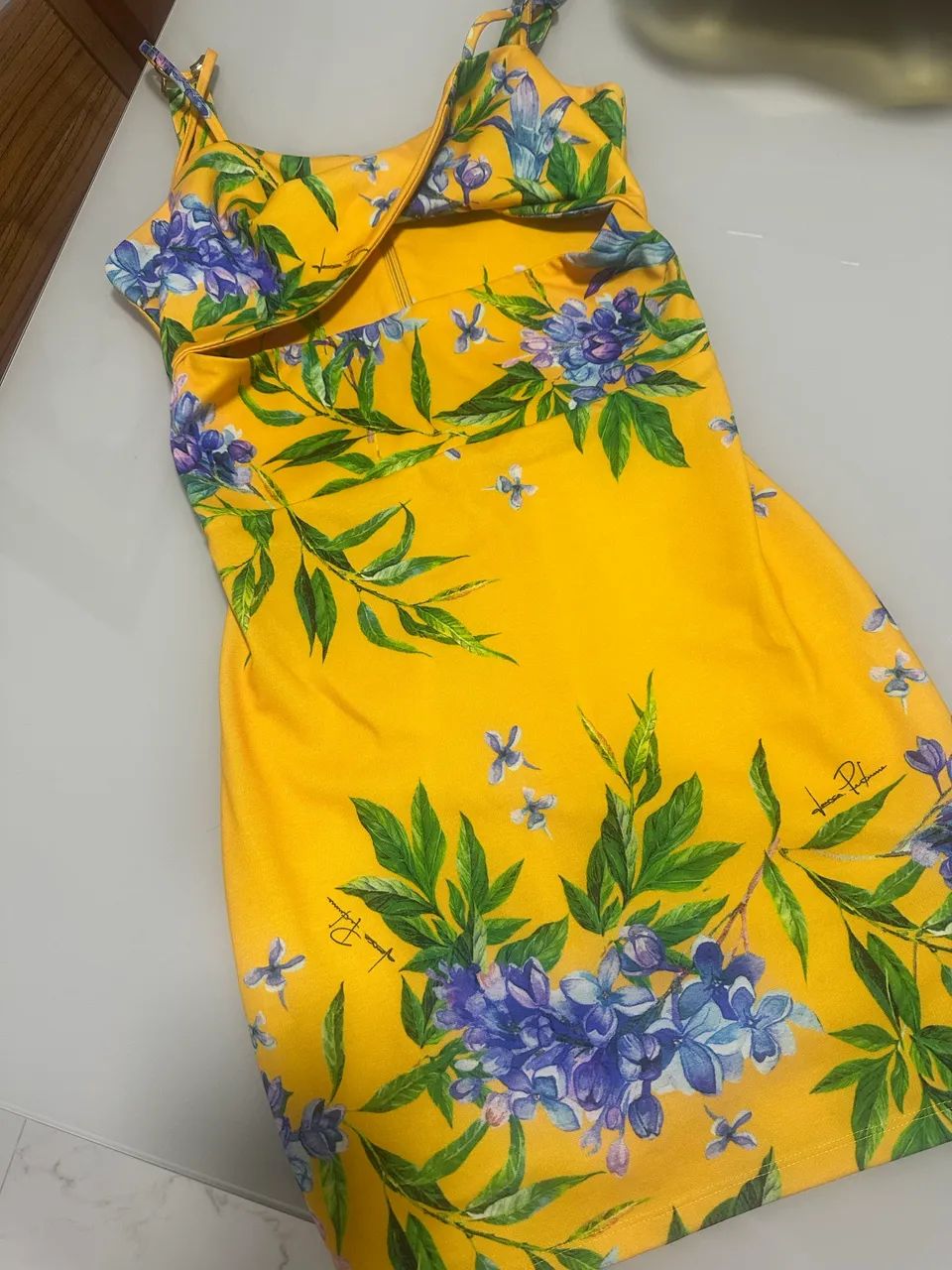 Vestido lança perfume  - Foto 3