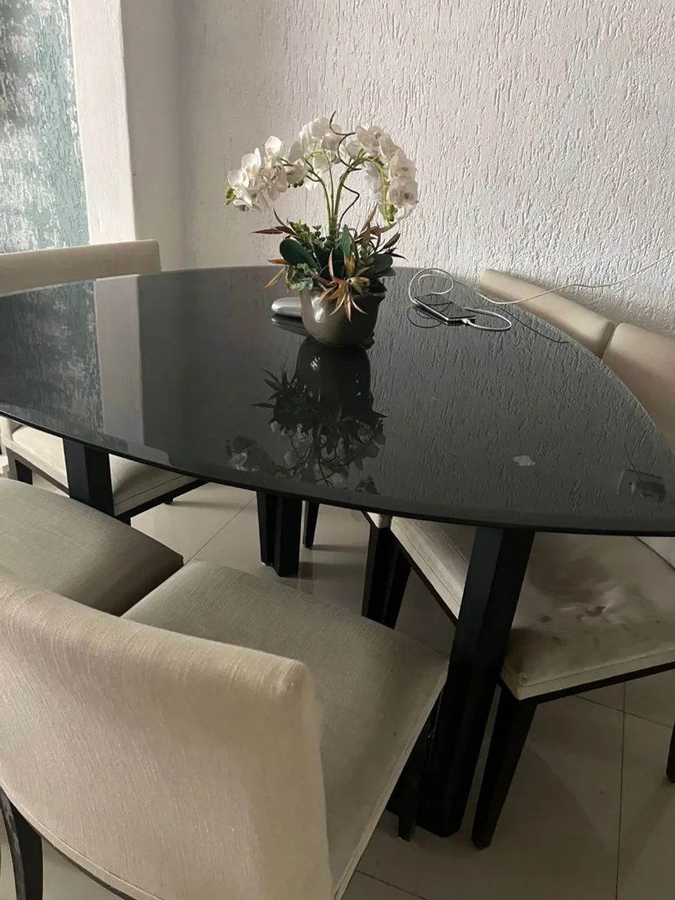 Linda mesa de vidro com 5 cadeiras  - Foto 4