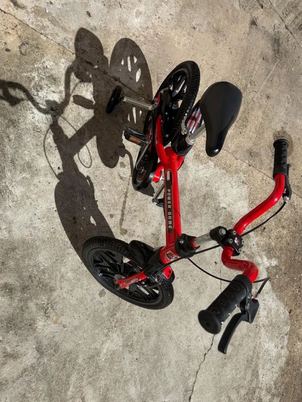 BICICLETA INFANTIL SEMI-NOVO - Foto 2