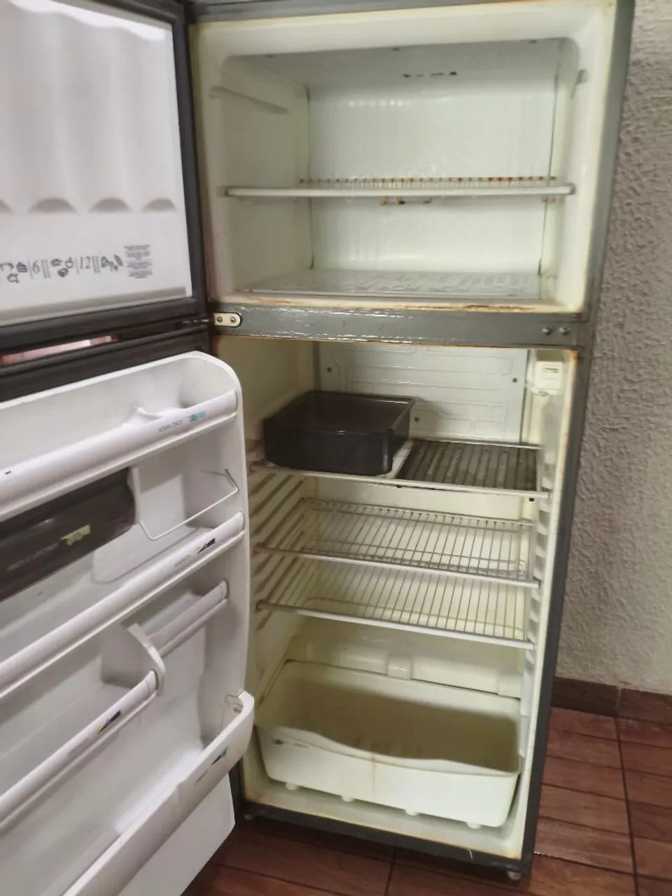 Vende se mesa de madeira  - Foto 5