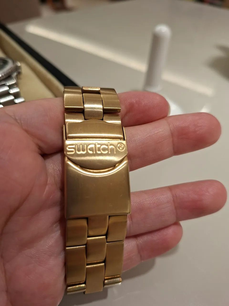 Relógio Swatch Dourado  - Foto 3
