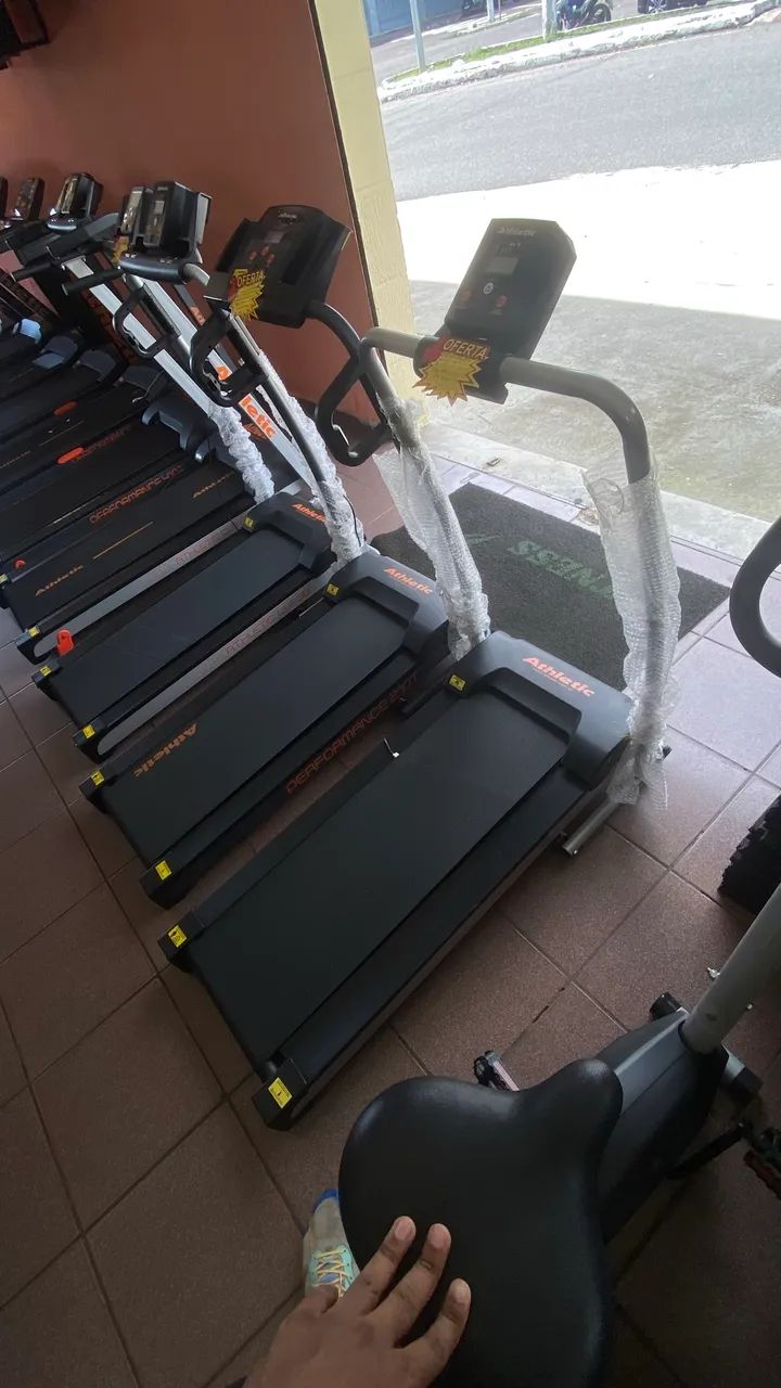 Esteira ergométrica Athletic CLE10 - Foto 2