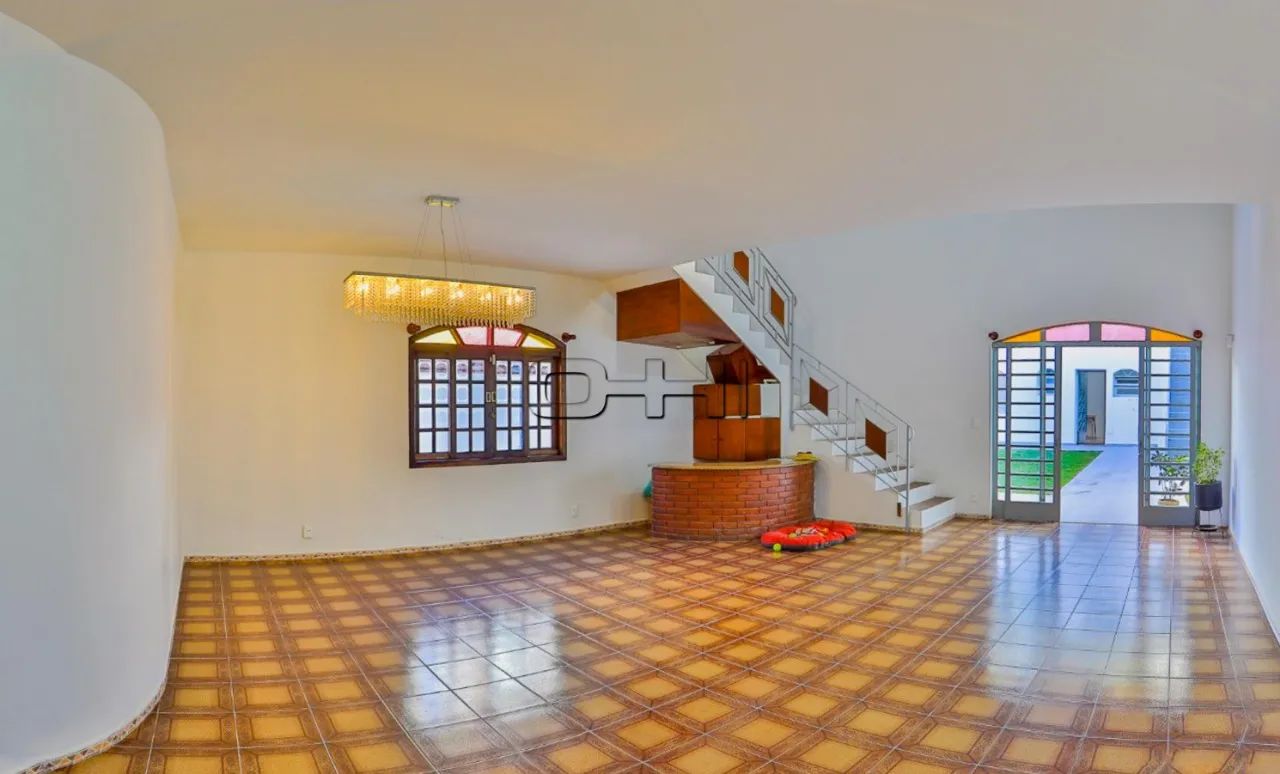 Casa  Venda · 4 dormitórios - Foto 2