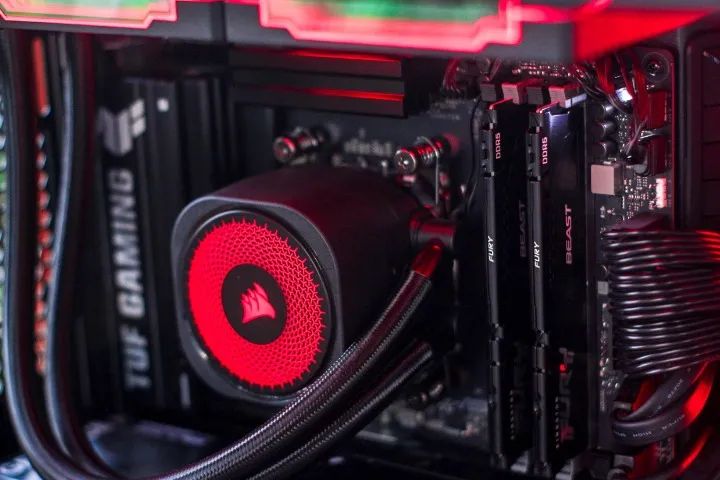9800X3D - 32GB - RTX 5070Ti - Foto 4