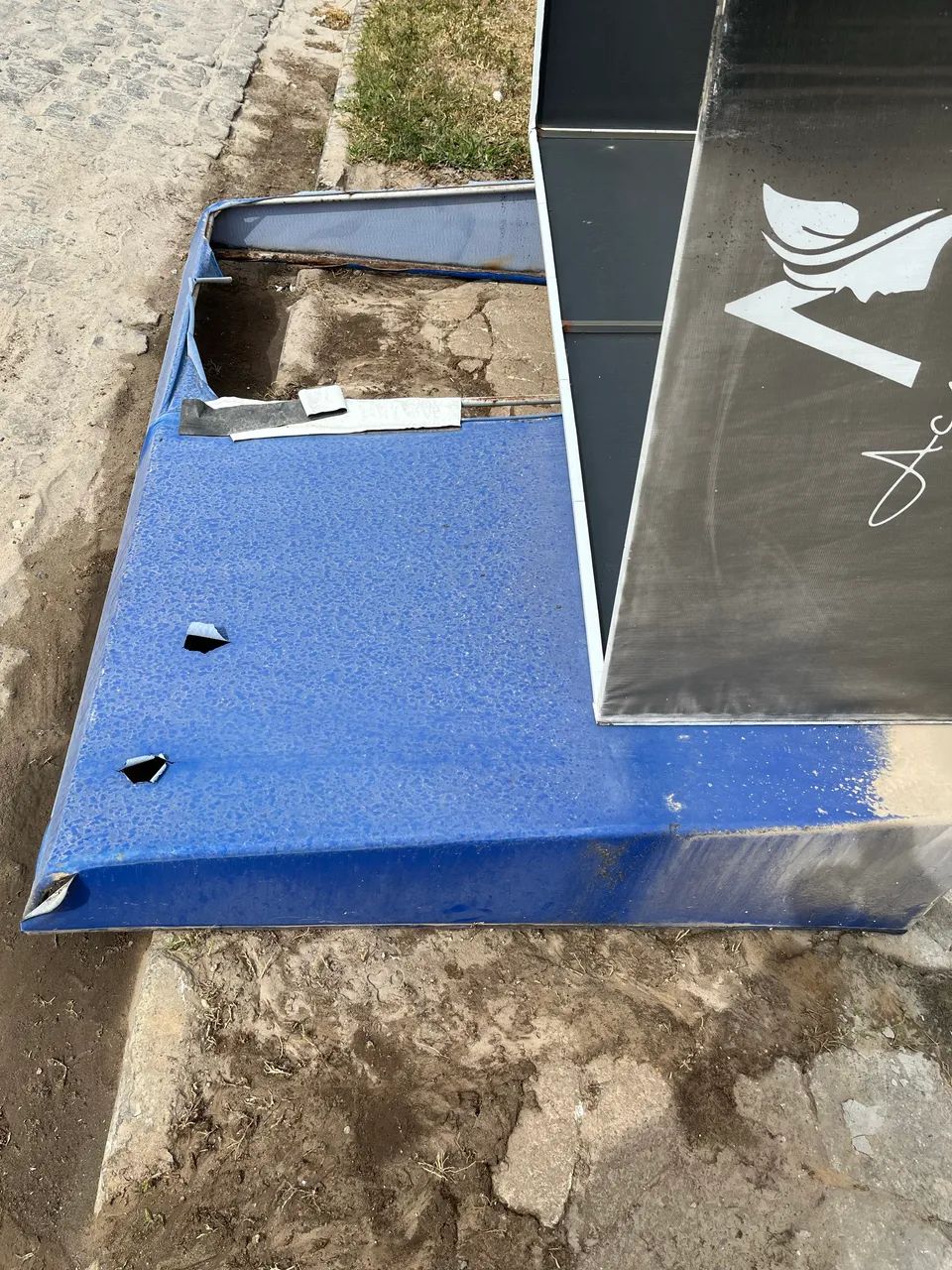 Estrutura de toldo + placa 65115282005891121