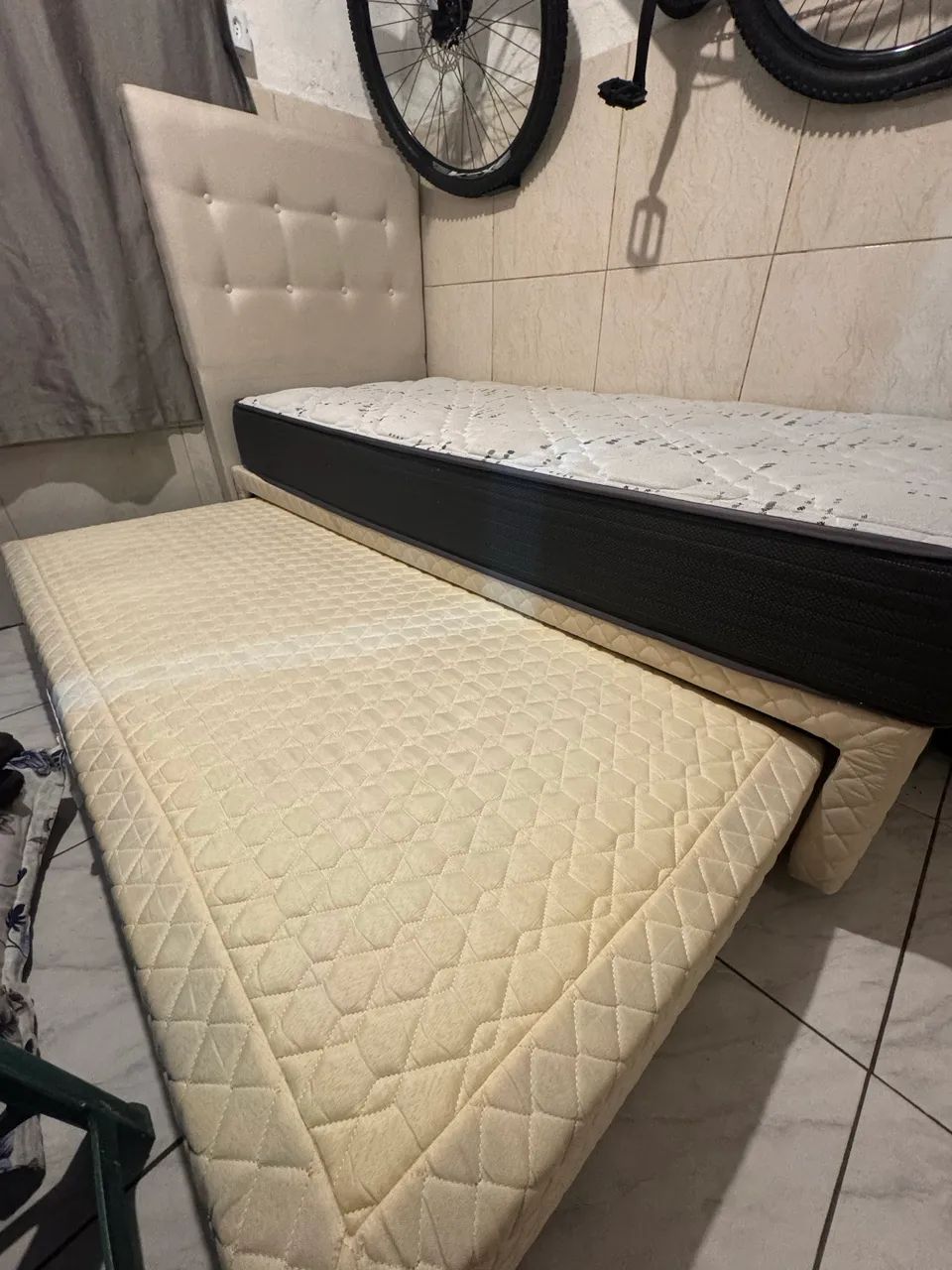 Cama de Solteiro com Auxiliar + Cabeceira 