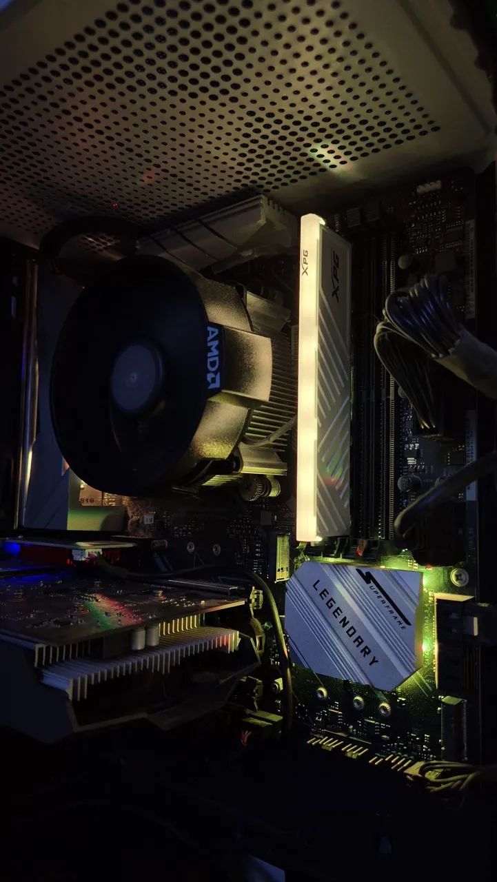 Pc White  - Foto 3