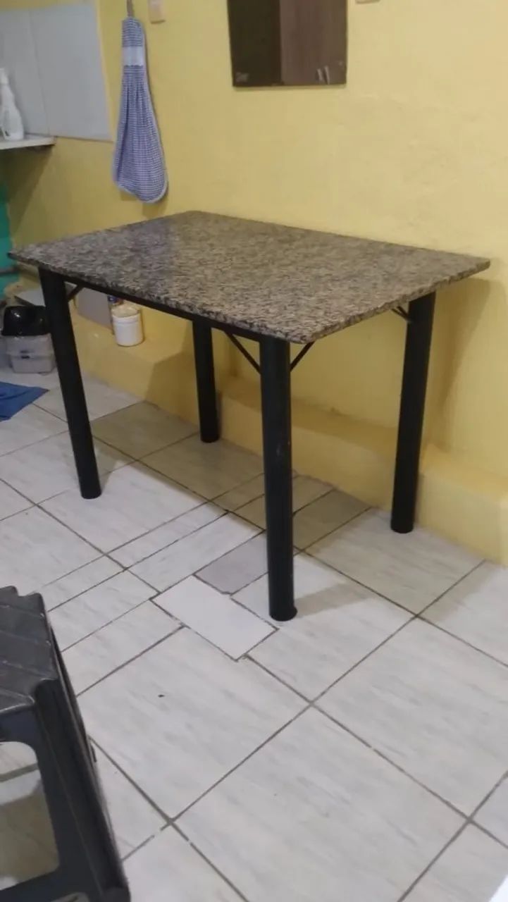 Mesa de granito