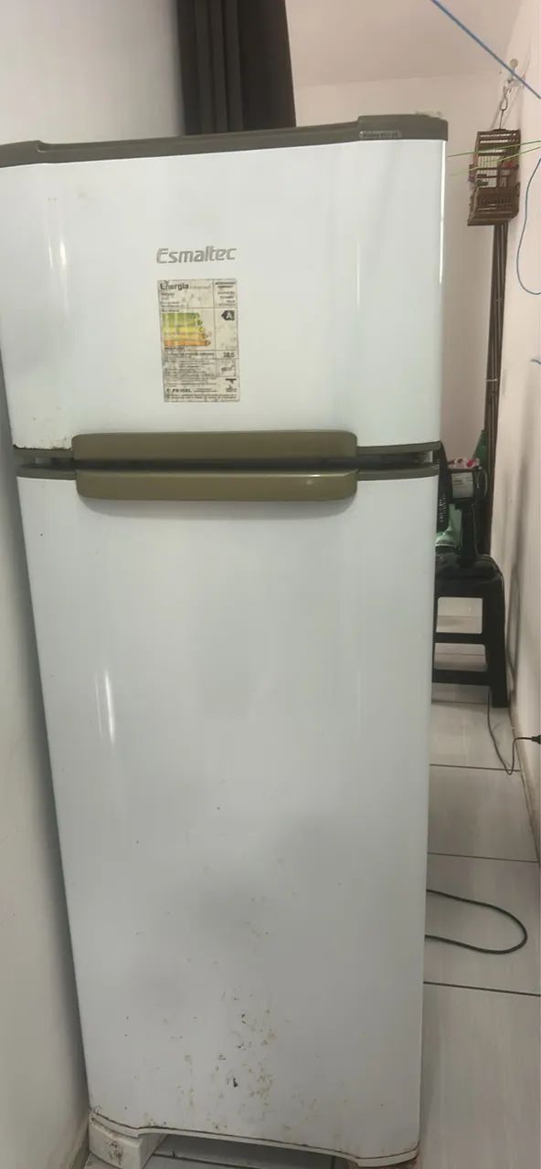 Geladeira duplex esmaltec 