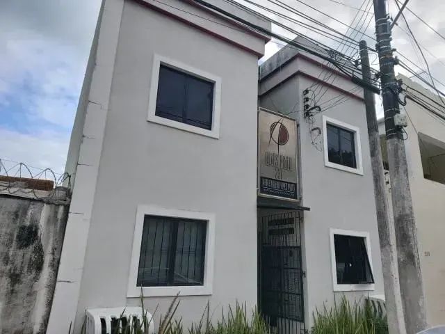 Imóvel para venda tem 30 metros quadrados em Jaraguá - Maceió - AL