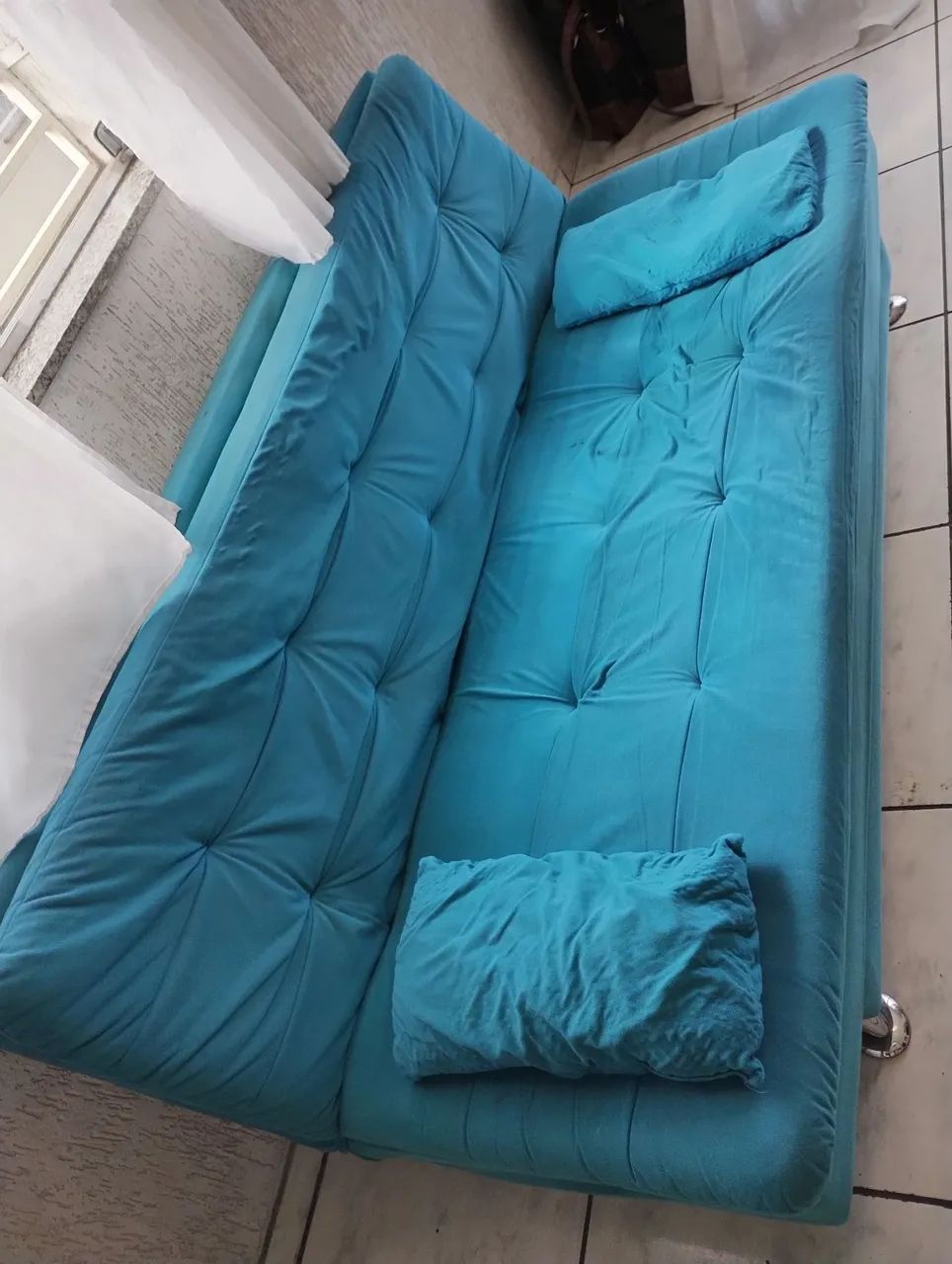 Sofá cama azul turqueza em Suede - Foto 2