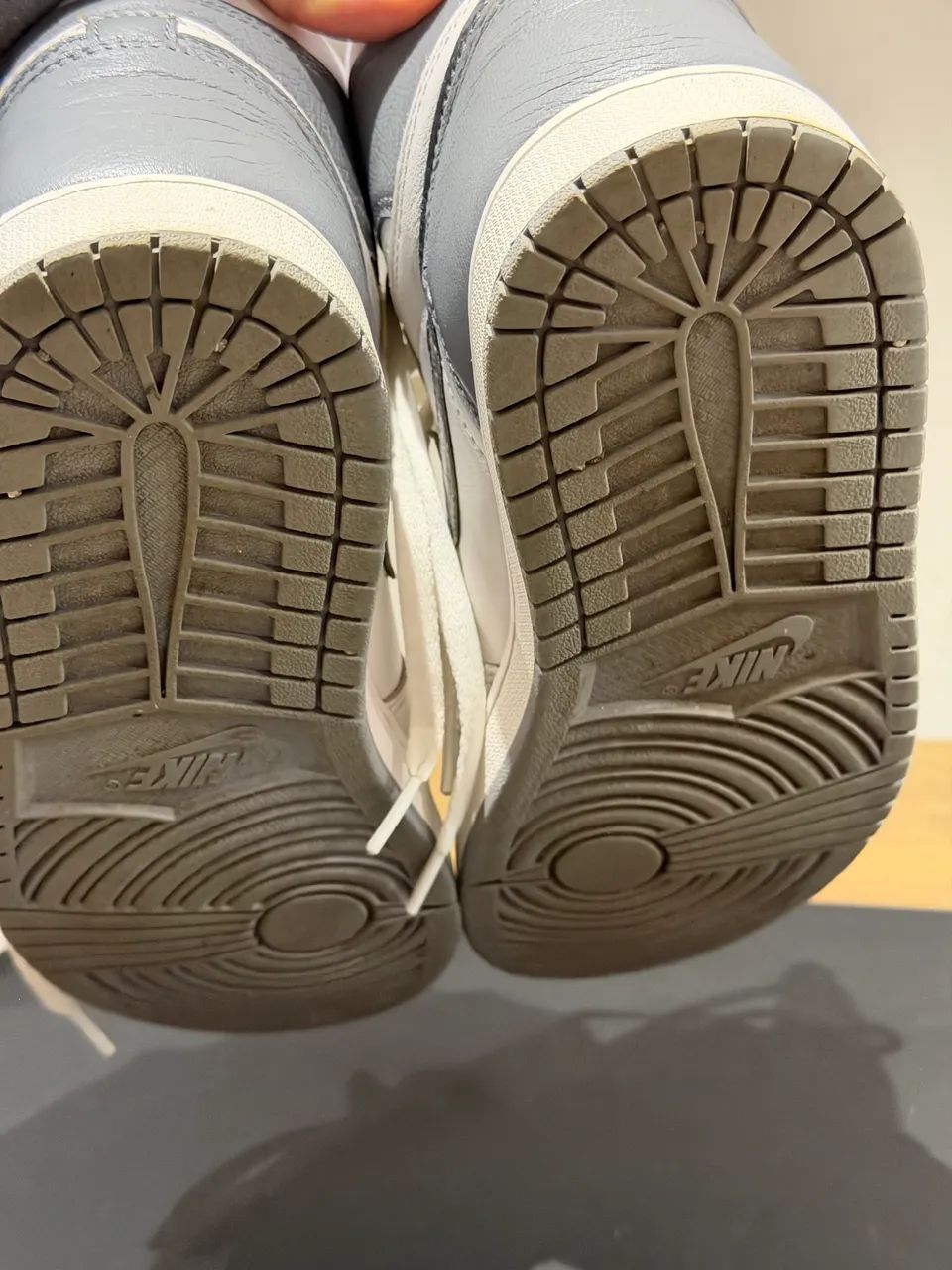 Air Jordan 1 High OG Stealth - Foto 4