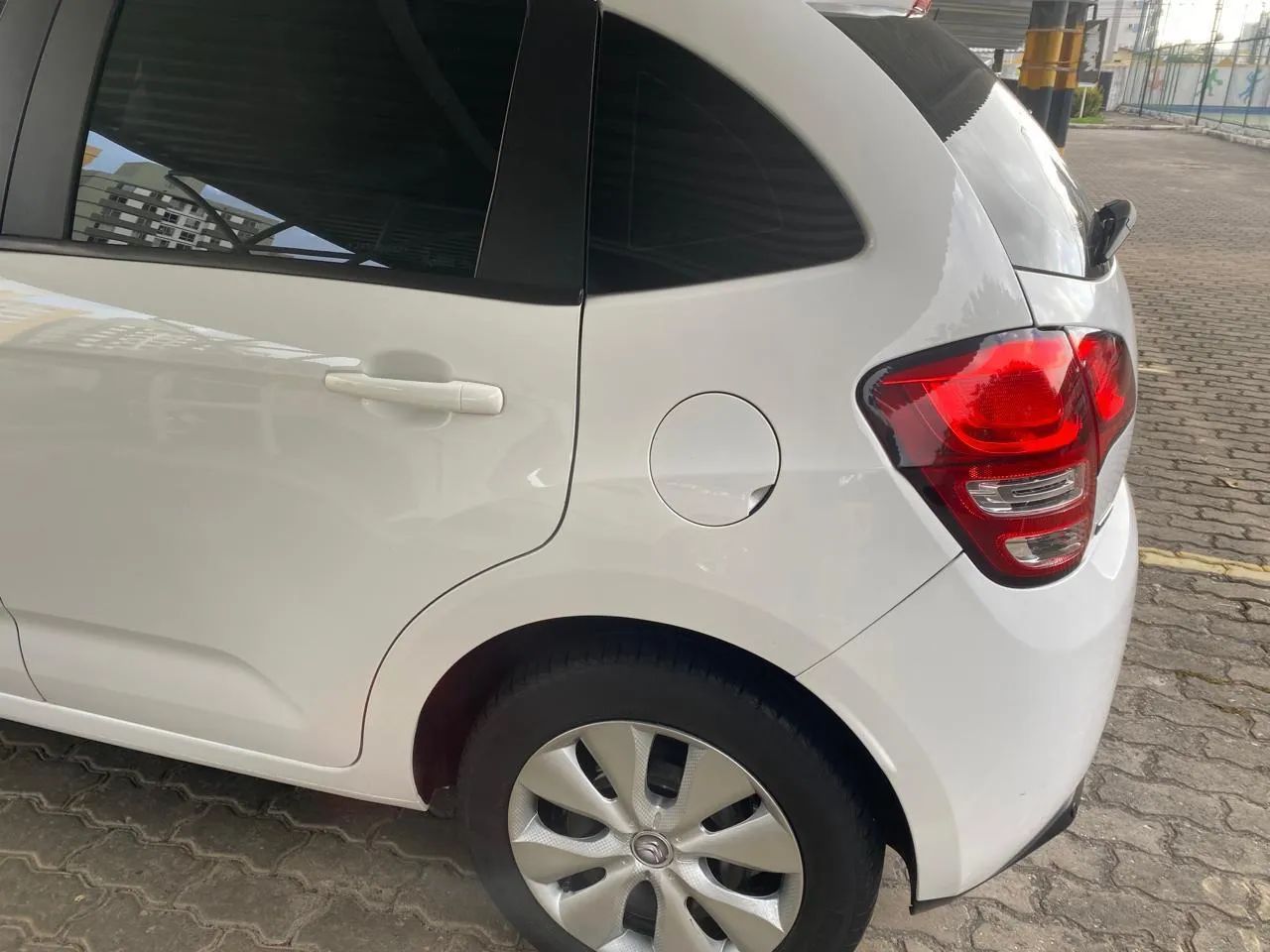 Citroen C3 Attraction Pure Tech 1.2 Flex 12V MEC 2018 - Foto 2