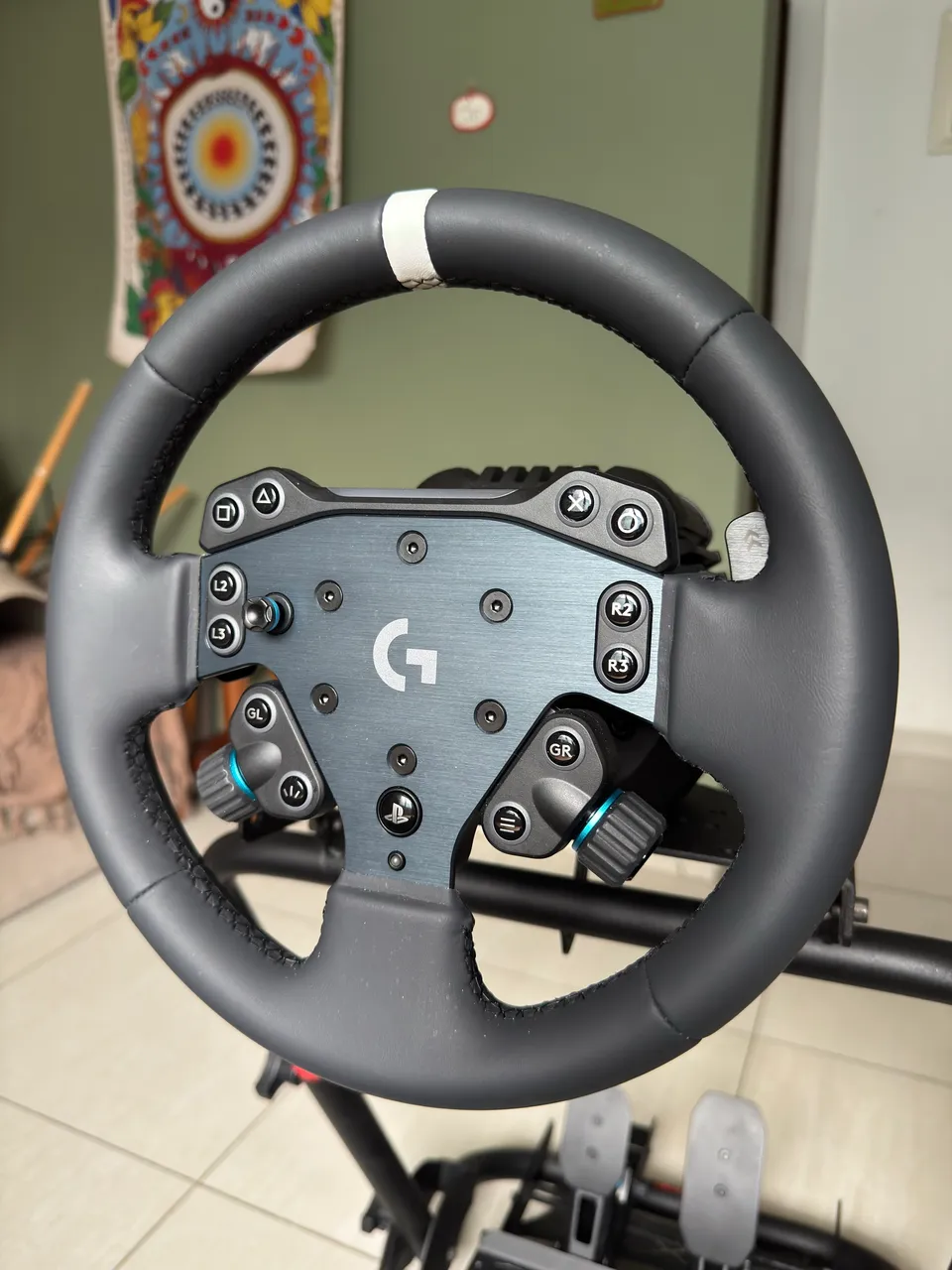 KIT Base Moza R9 V3 + Pedais SR-P + Volante Moza Esx - Peças e