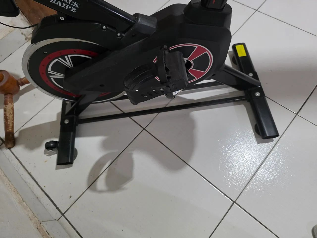 Vendo uma bicicleta de ginástica  - Foto 4
