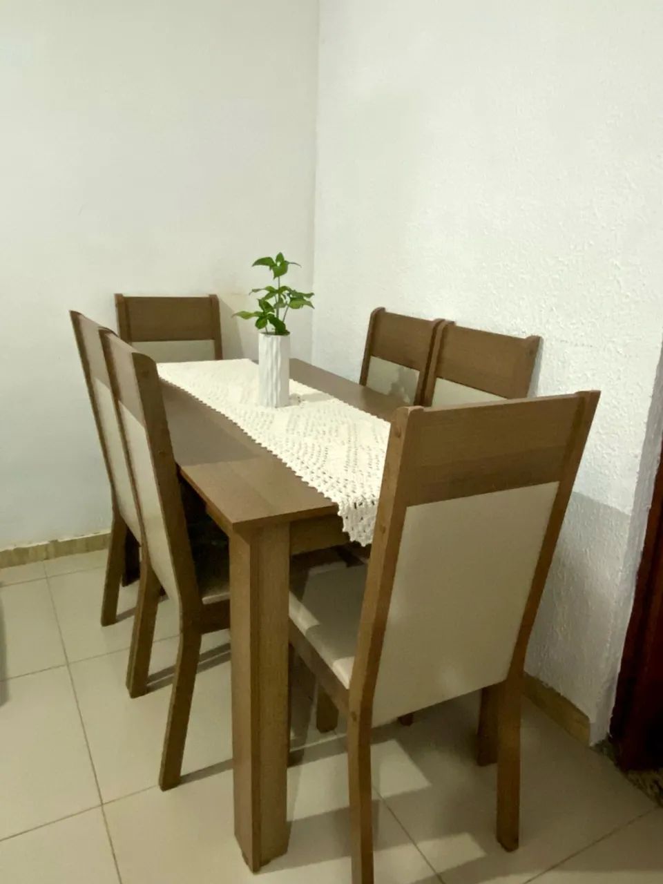 Mesa seis cadeiras 