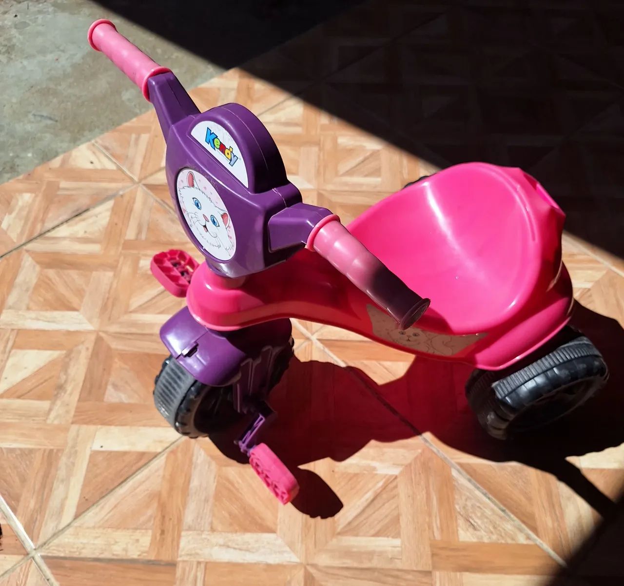 Triciclo infantil 