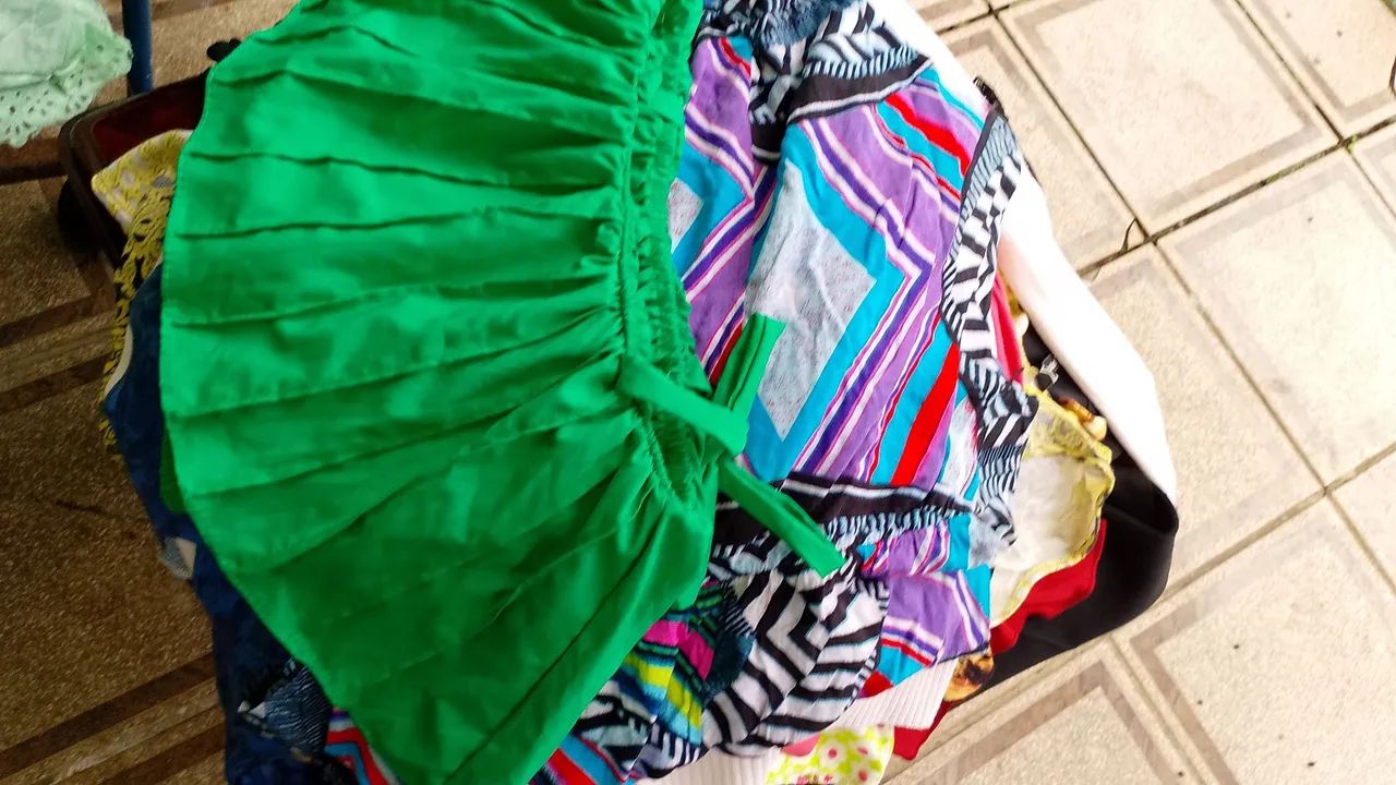 Lote de roupas  - Foto 4