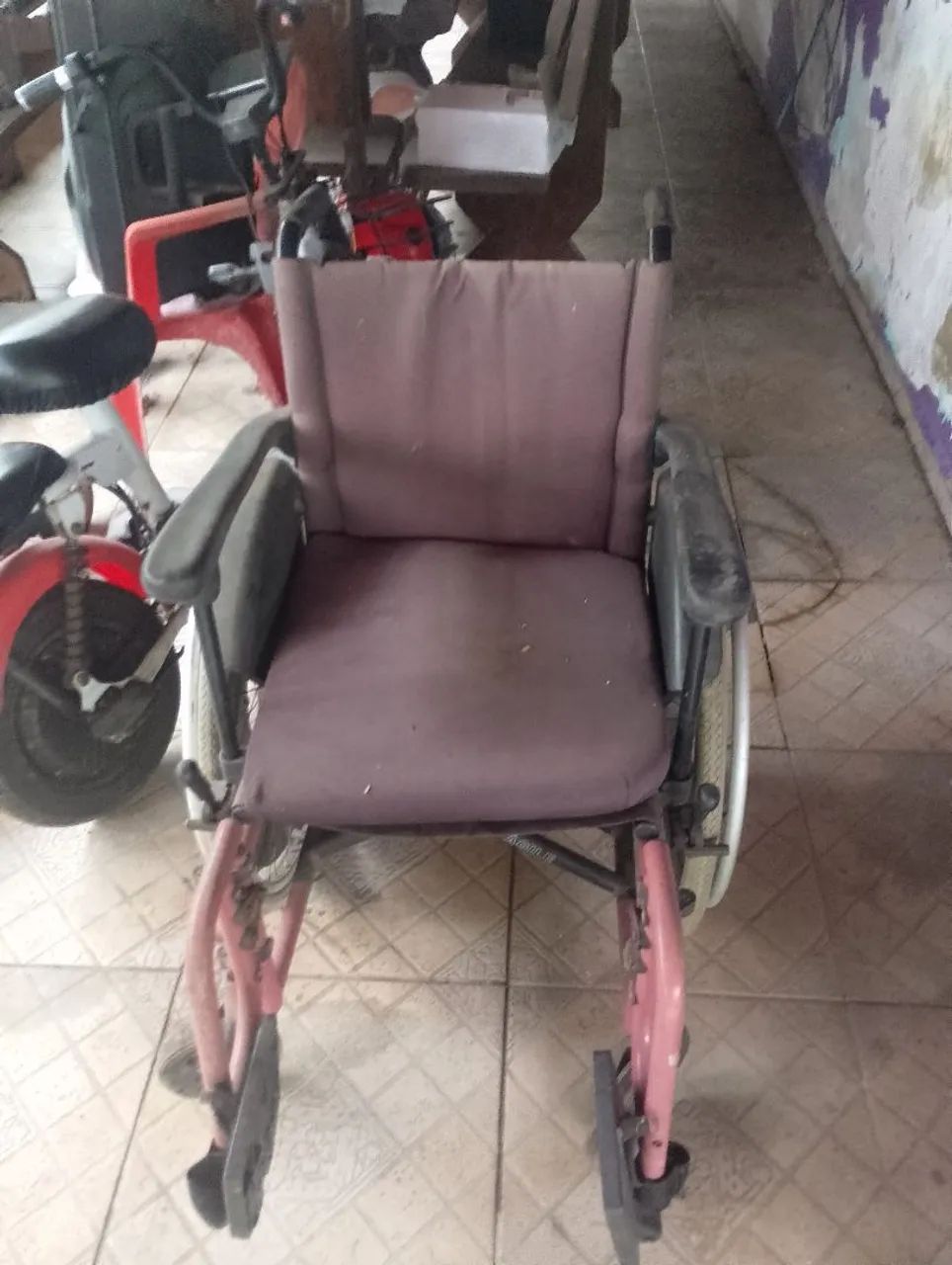 Cadeira de Roda - Foto 2