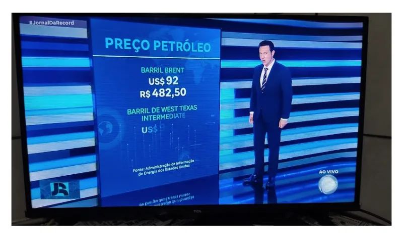 Smart TV Semp TCL Modelo 32S615 32 Polegadas Android Seminova. - Foto 3