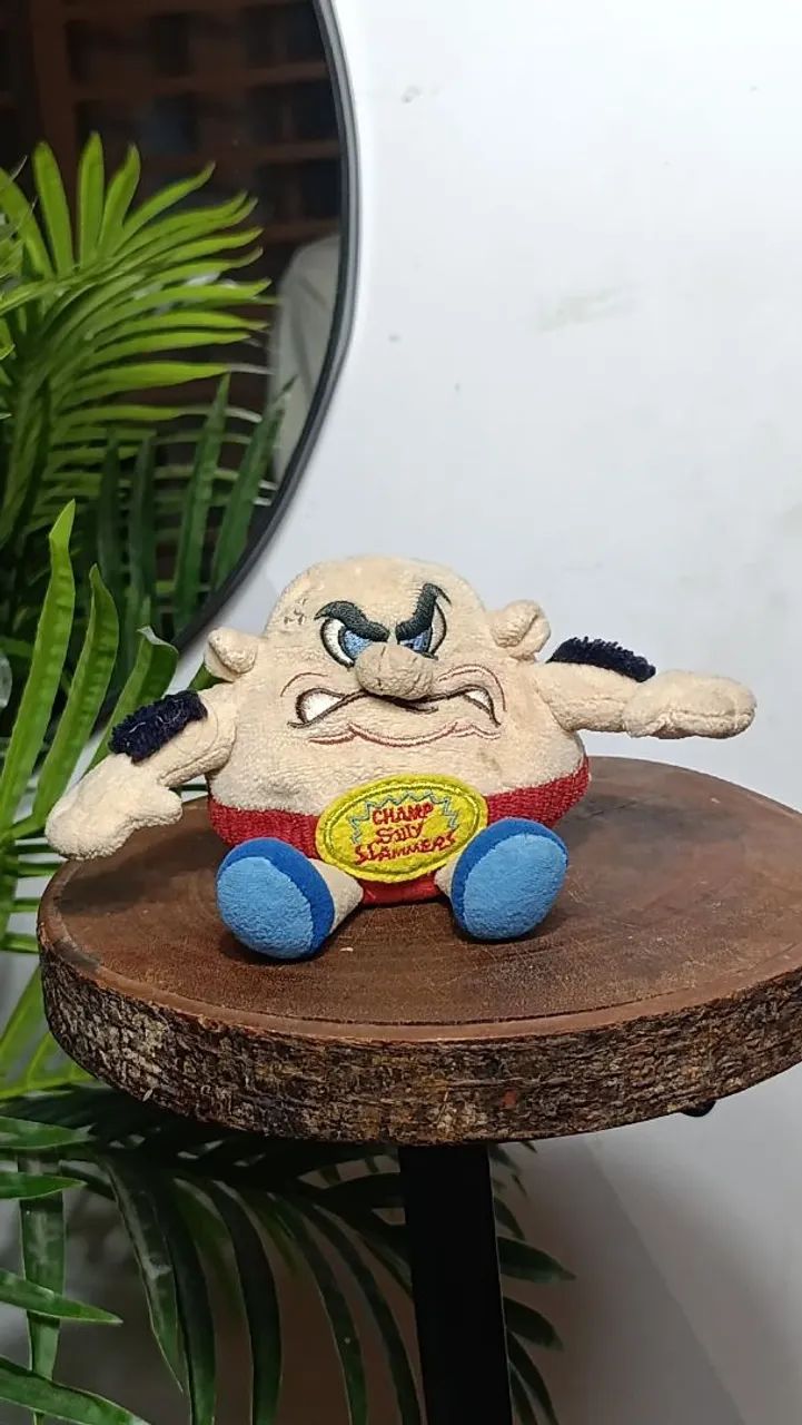 Boneco Silly Slammers