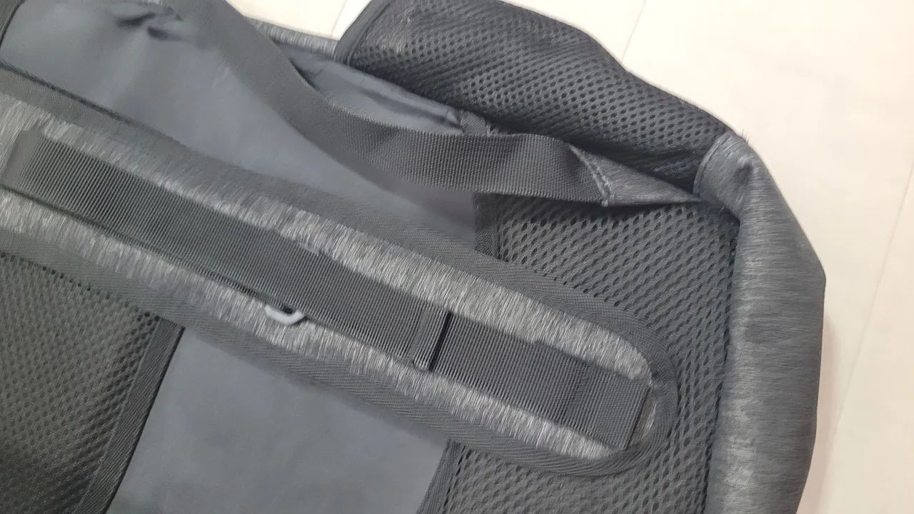 Mochila semi nova -leia - Foto 5