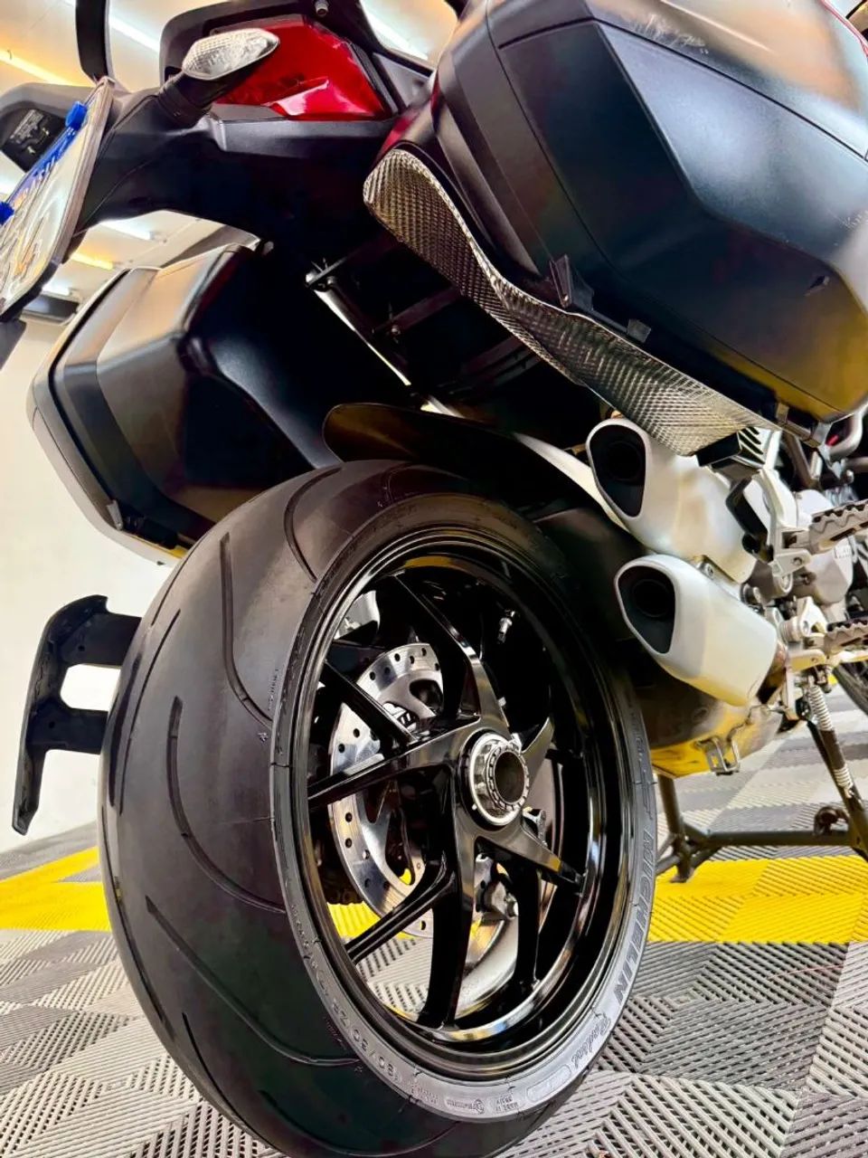 Ducati MTS 1260 - Foto 5