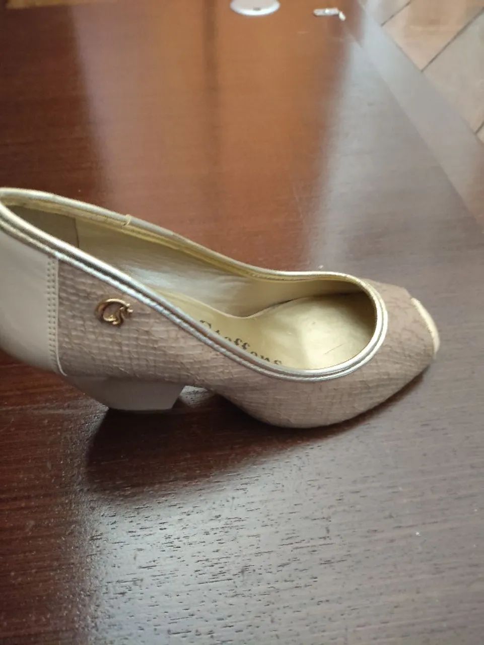 Sapatos semi novos 35 - Foto 4