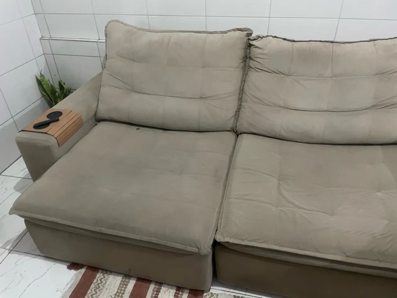 Sofá bege em ótimo estado - Foto 3