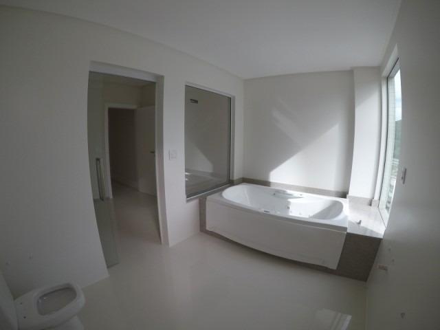 Luxo frente mar no centro de Itapema-SC/ de RS 2.400.000,00 por RS 2.000.000,00 Ap Pronto! - Foto 9