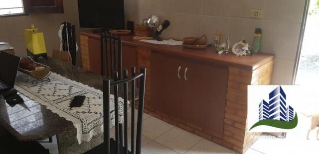 Casa com 3 quartos, 360 m² em pau amarelo, próximo a praia, toda reformada e com piscina - Foto 16
