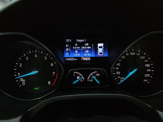 Focus titanium hatch 2016 c/44.000km automático. léo careta veículos - Foto 5