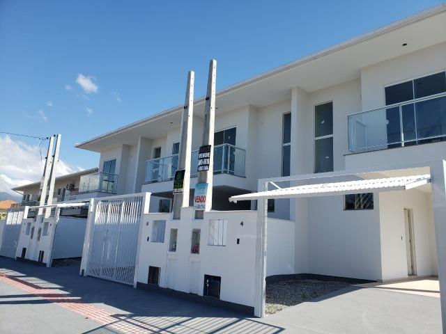 Nova Palhoça De Esquina Por R$ 250 Mil - Sobrado Com 2 suítes e Massa Corrida - Foto 19