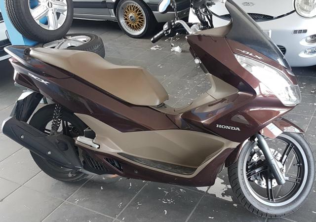 PCX 150cc - MUITO NOVA