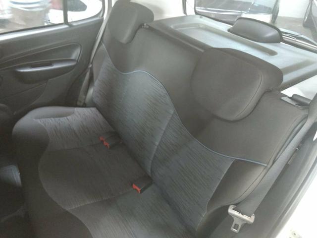 Uno Drive 2017/2018 branca 1.0flex completa - Foto 6