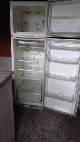 Geladeira - Foto 2
